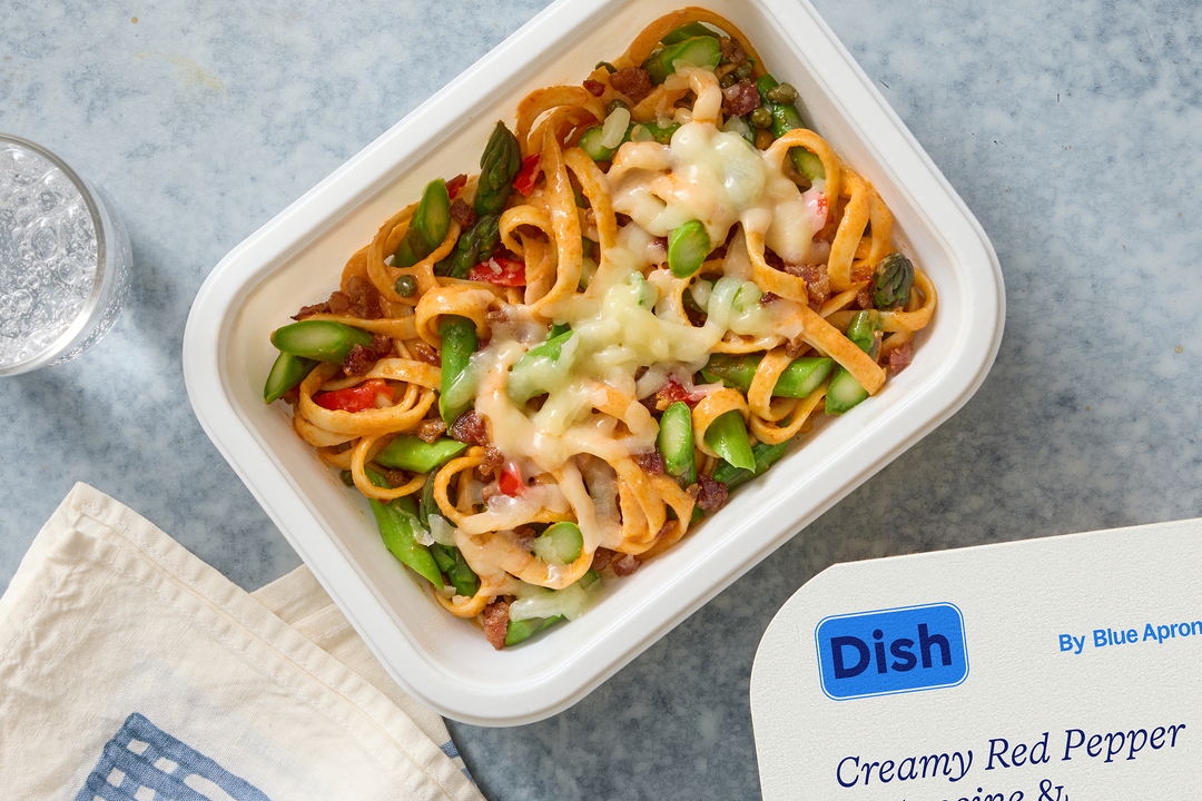 Creamy Red Pepper Fettuccine & Uncured Bacon