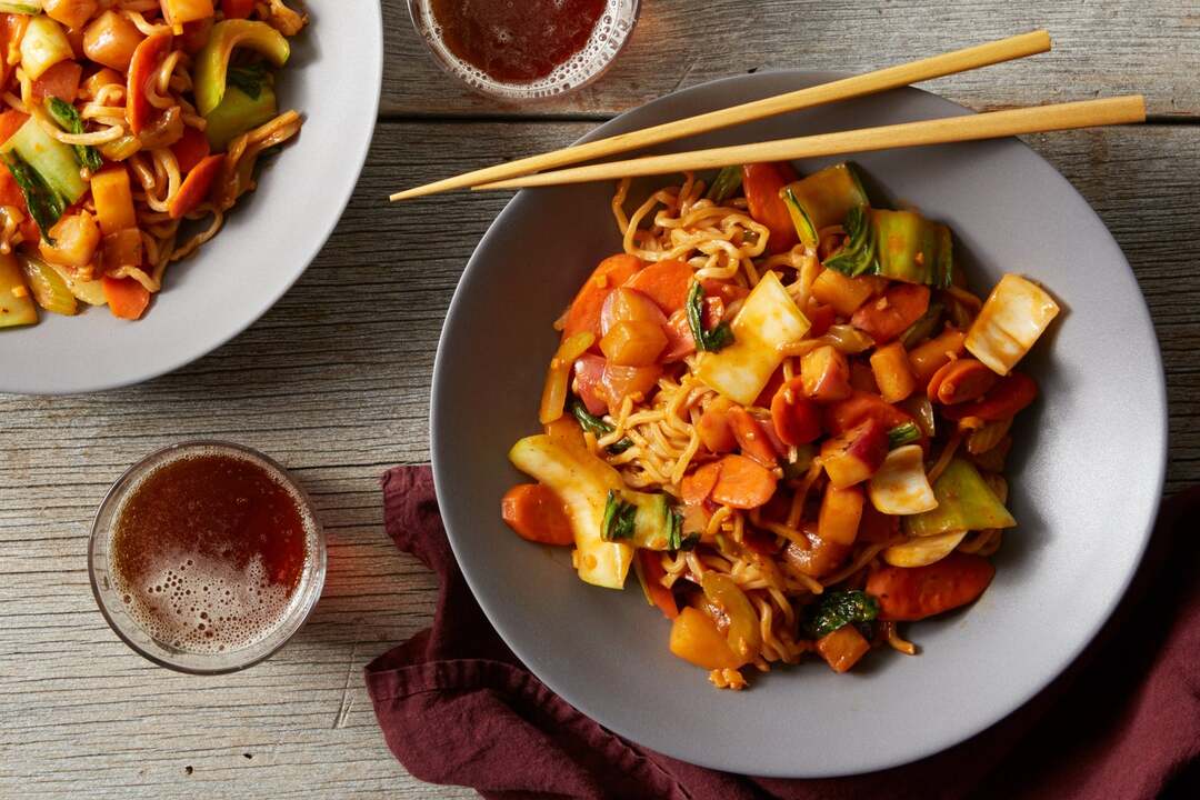 Vegetable Lo Mein