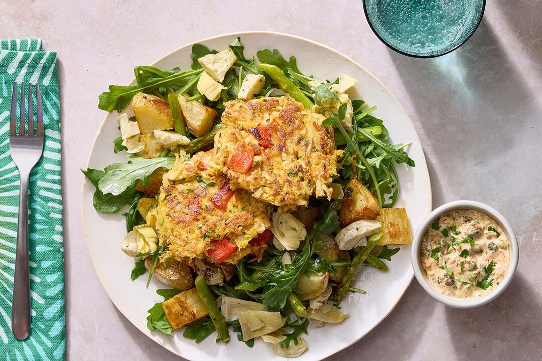 Crab Cakes & Spicy Caper Sauce