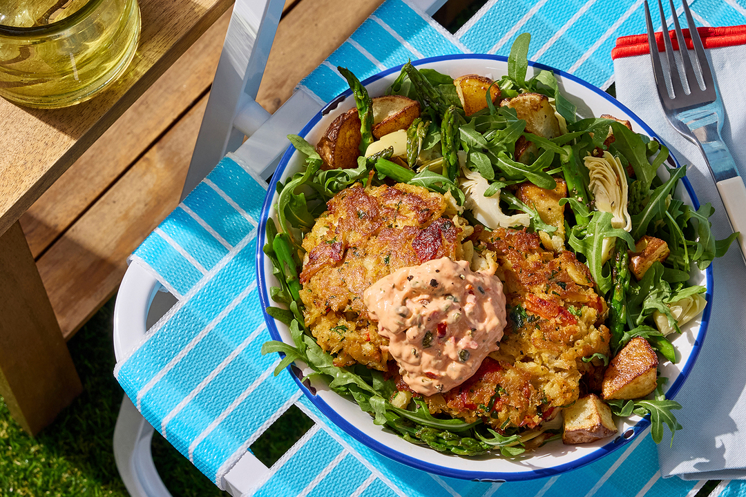 Crab Cakes & Spicy Caper Aioli