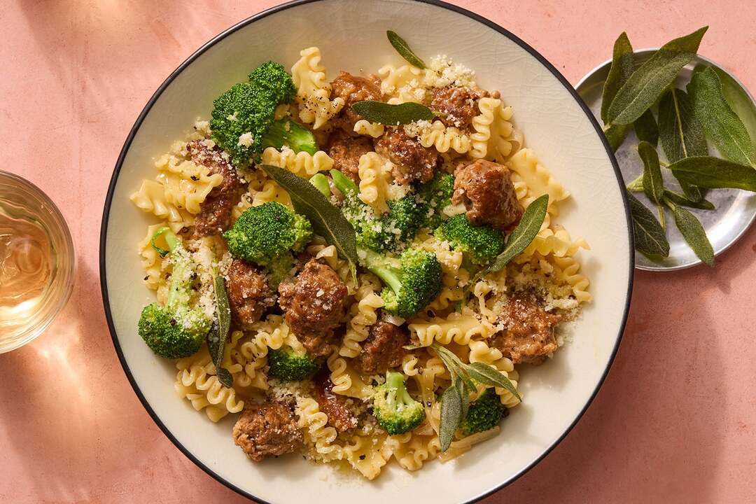 Italian Sausage & Broccoli Pasta