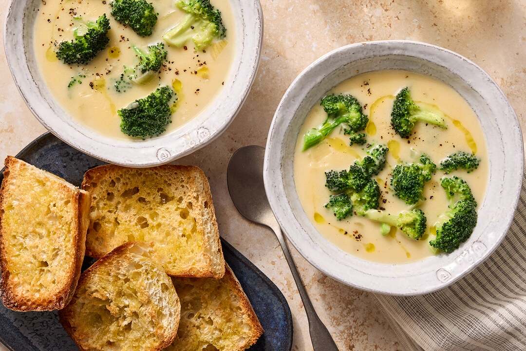 Creamy Broccoli Cheddar Soup