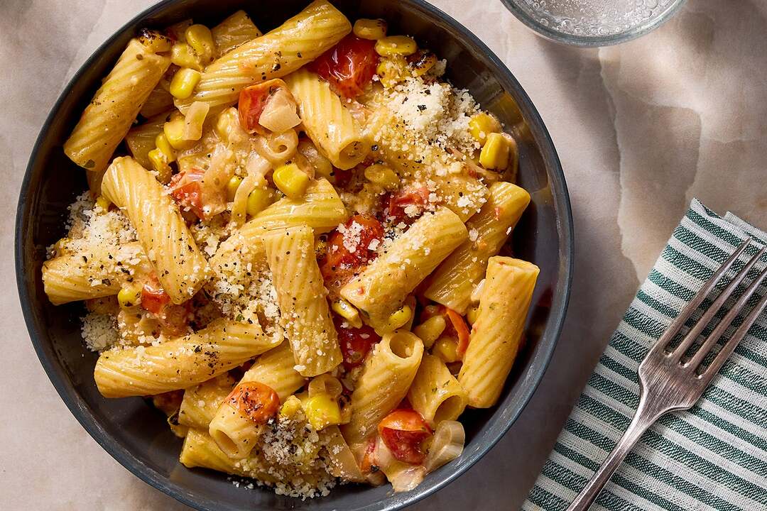 Creamy Corn & Tomato Pasta