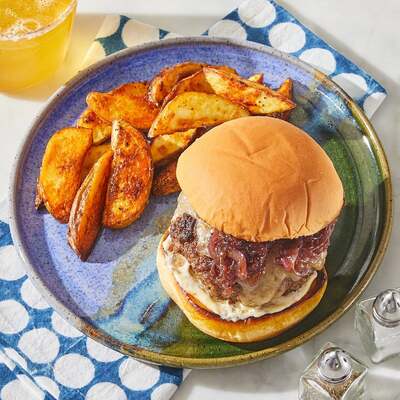 Smoky Cheddar Cheeseburgers
