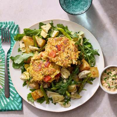 Crab Cakes & Spicy Caper Sauce