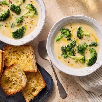 Creamy Broccoli Cheddar Soup