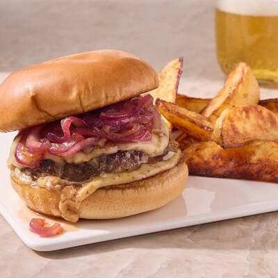Smoky Cheddar Cheeseburgers