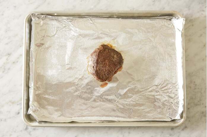 recipe-step-image-Sear & roast the beef: