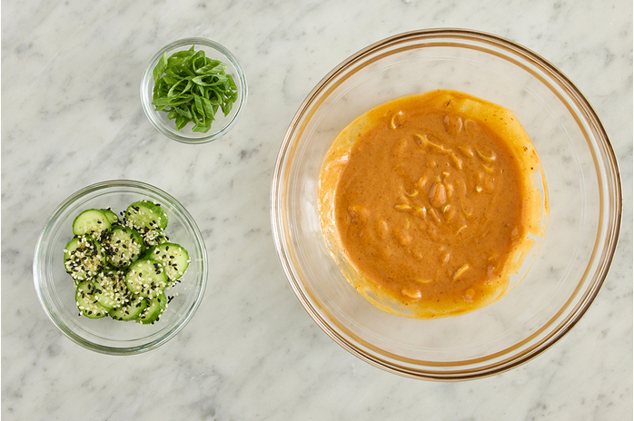 recipe-step-image-Prepare the ingredients & make the sauce