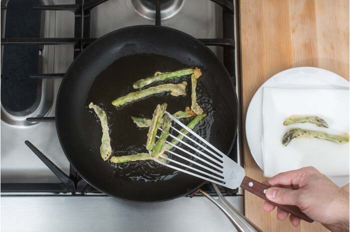 recipe-step-image-Make the asparagus tempura: