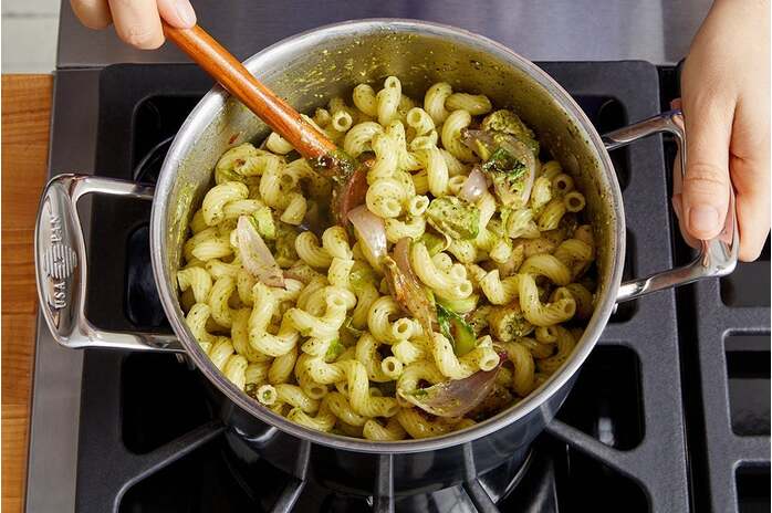 recipe-step-image-Finish the pasta & serve your dish