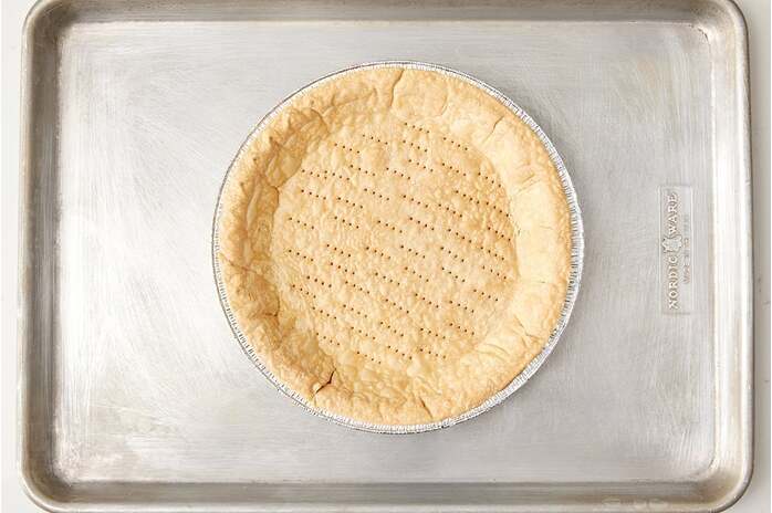 recipe-step-image-Dock & bake the pie crust