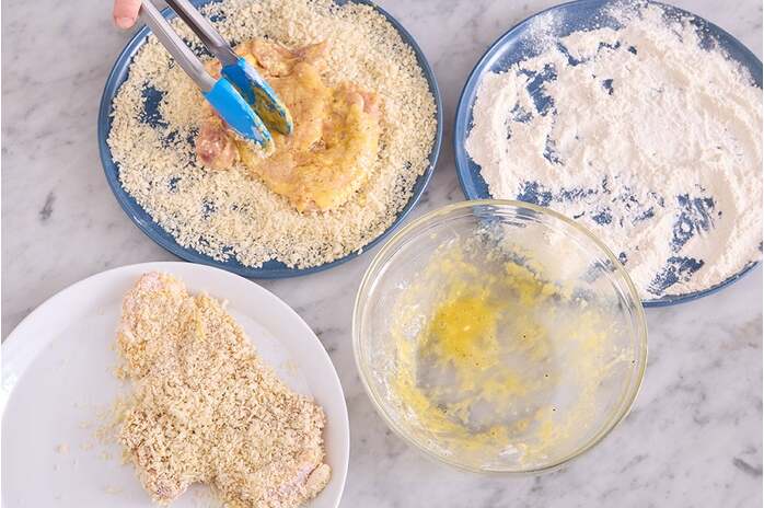recipe-step-image-Pound & bread the chicken