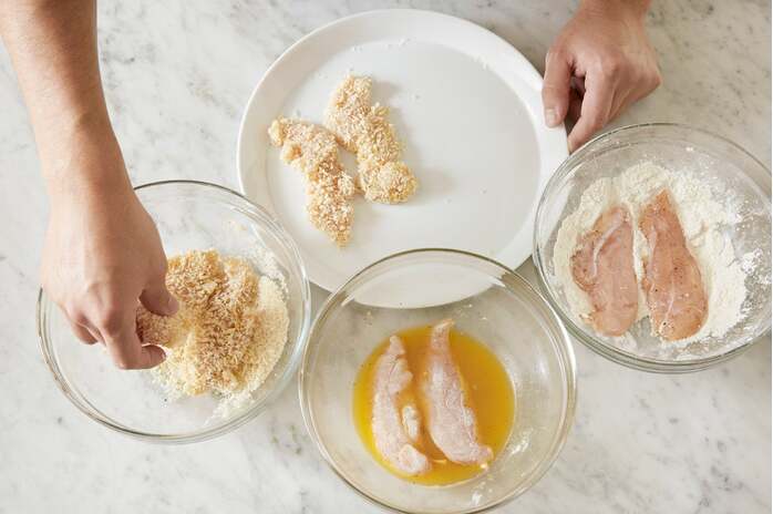 recipe-step-image-Bread the chicken: