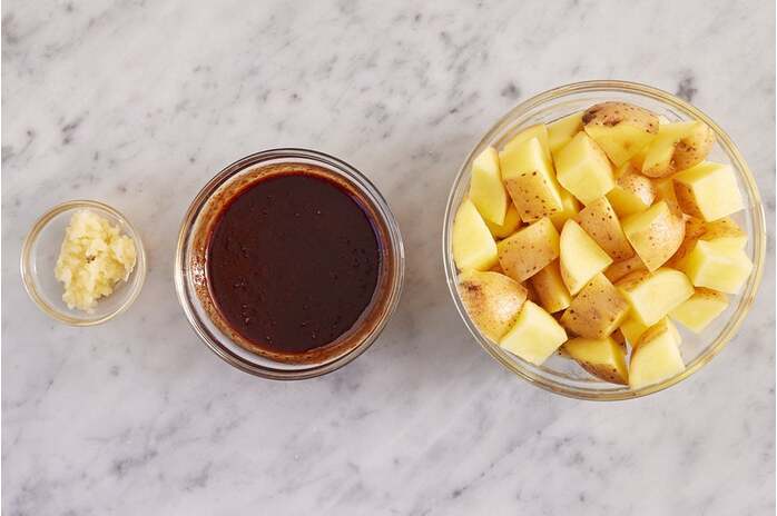 recipe-step-image-Prepare the ingredients & make the glaze