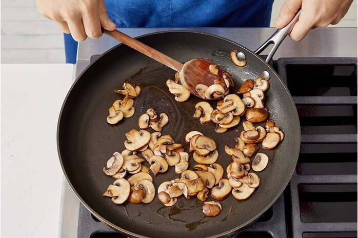 recipe-step-image-Cook the mushrooms