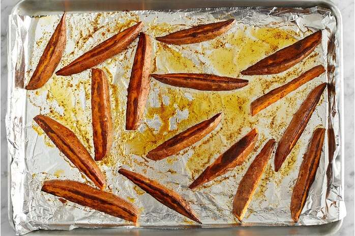 recipe-step-image-Prepare & roast the sweet potatoes