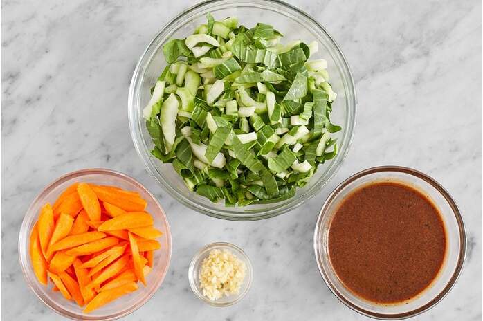 recipe-step-image-Prepare the ingredients & make the sauce