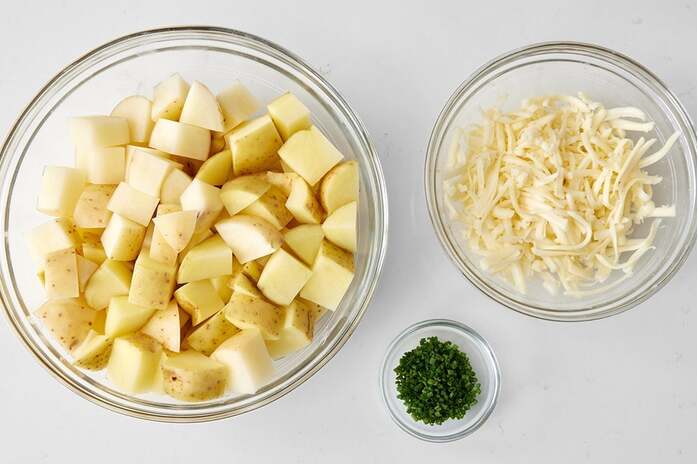 recipe-step-image-Prepare the mashed potato ingredients