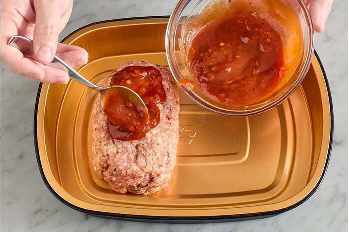 recipe-step-image-Start the meatloaf 