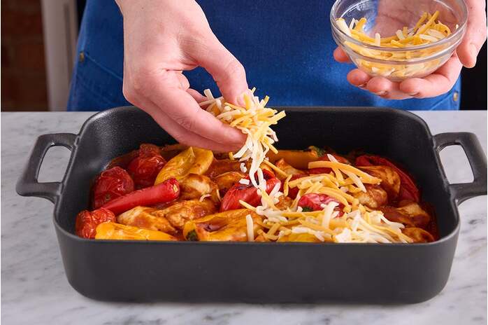 recipe-step-image-Bake the chicken & vegetables