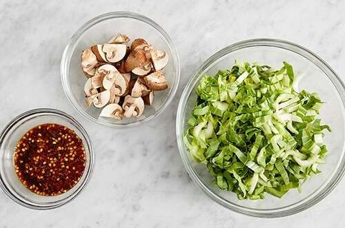 recipe-step-image-Prepare the ingredients & make the sauce