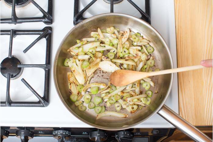 recipe-step-image-Caramelize the fennel: