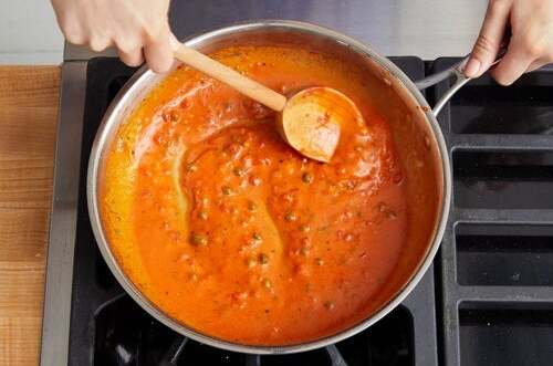 recipe-step-image-Make the sauce