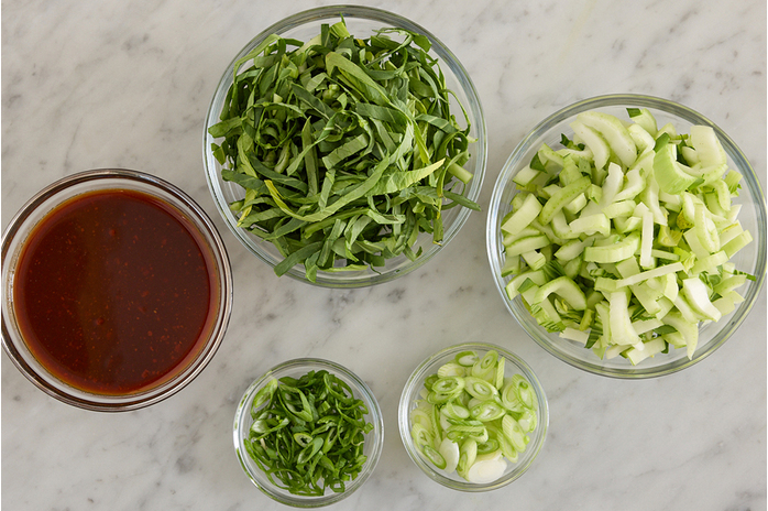 recipe-step-image-Prepare the ingredients & make the sauce