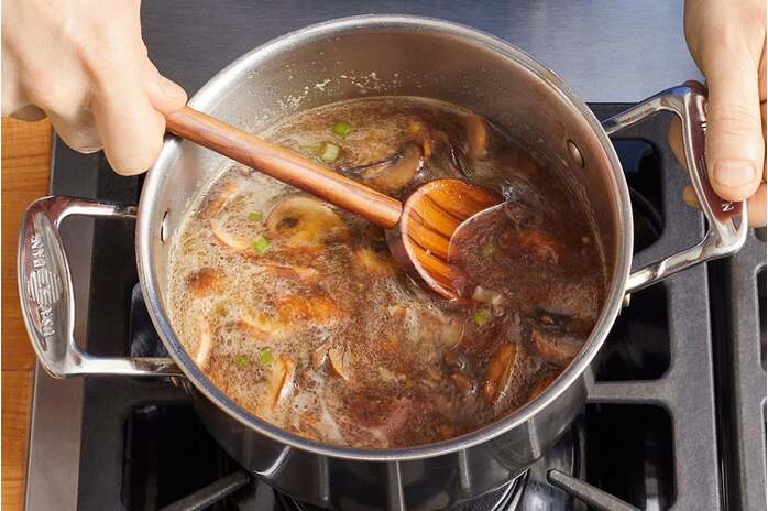 recipe-step-image-Make the broth & serve your dish