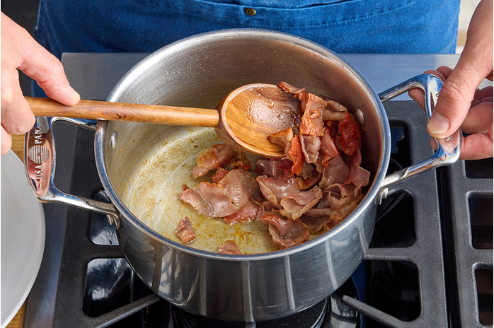 recipe-step-image-Crisp the prosciutto