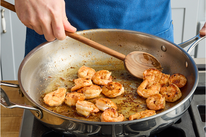recipe-step-image-Cook the shrimp