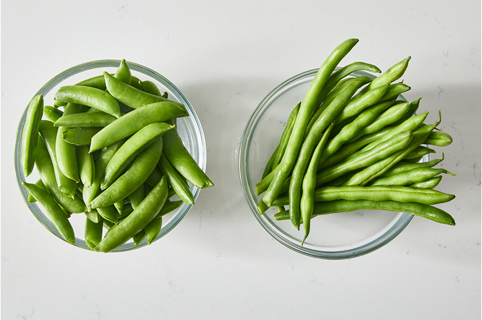 recipe-step-image-Prepare the green beans & snap peas