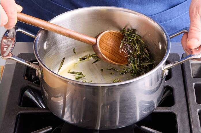 recipe-step-image-Fry the rosemary