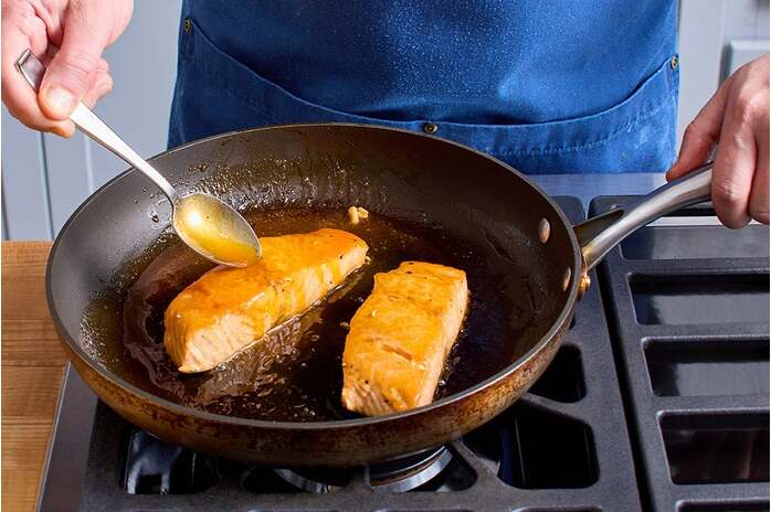 recipe-step-image-Cook & glaze the fish