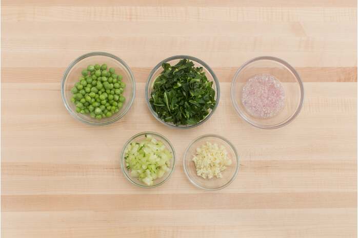 recipe-step-image-Prepare the ingredients: