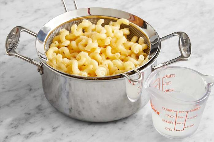 recipe-step-image-Cook the pasta 