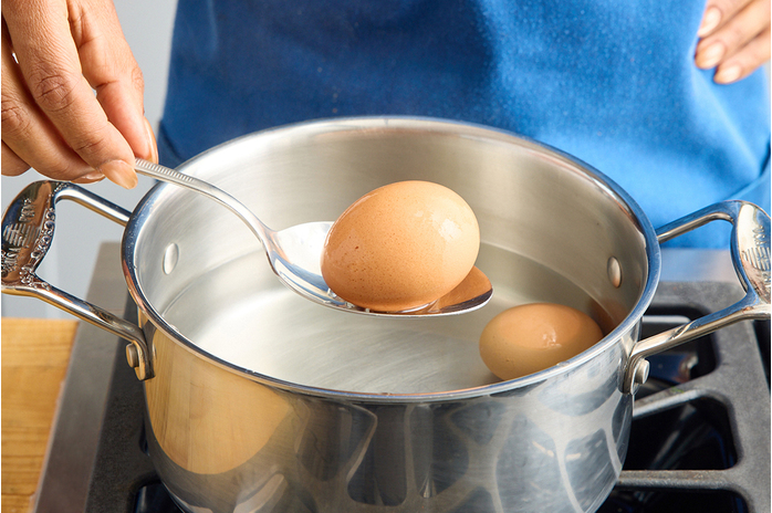 recipe-step-image-Cook the eggs