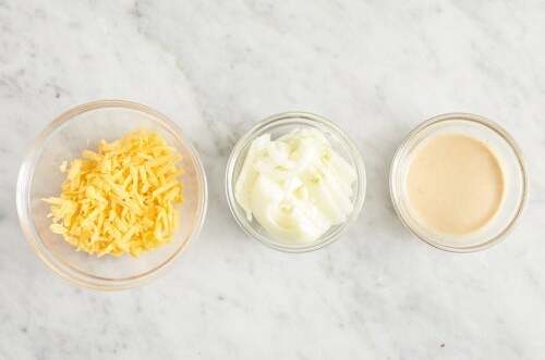 recipe-step-image-Prepare the remaining ingredients & make the sauce