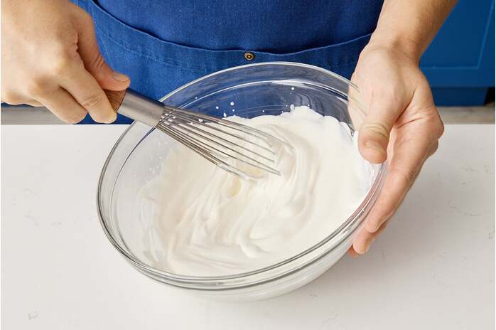 recipe-step-image-Make the whipped cream & serve your dish