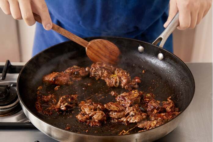 recipe-step-image-Cook the beef: