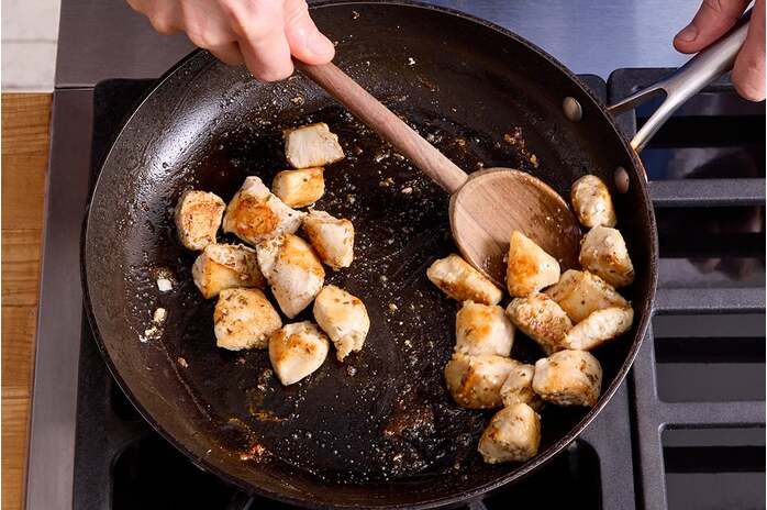 recipe-step-image-Cook the chicken