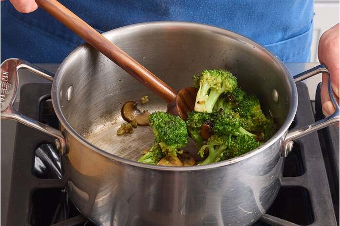 recipe-step-image-Cook the vegetables 