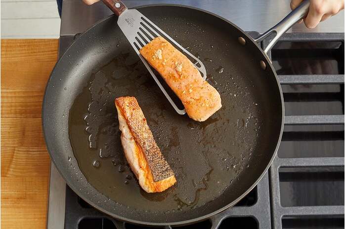 recipe-step-image-Cook the fish & serve your dish