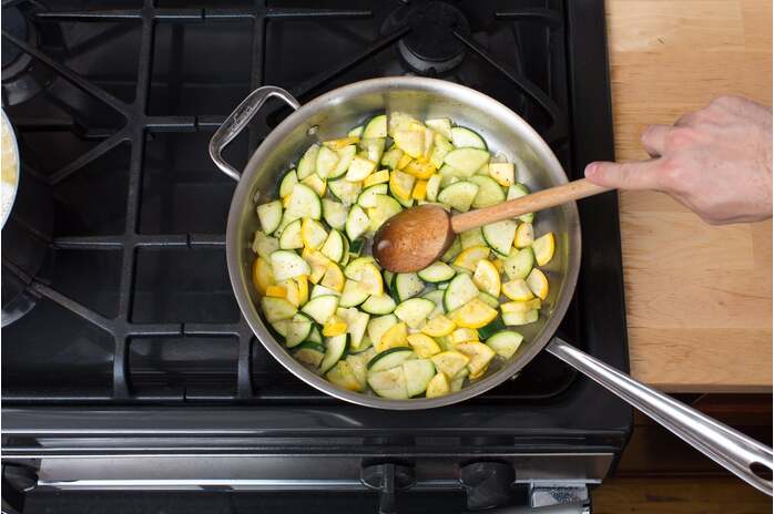 recipe-step-image-Cook the vegetables: