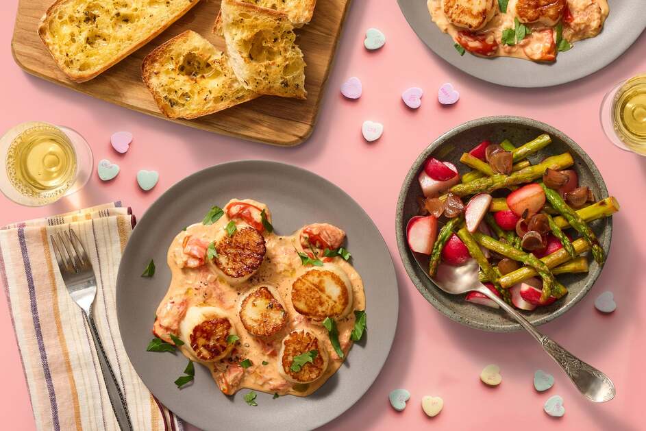 Seared Scallops in Creamy Tomato Sauce