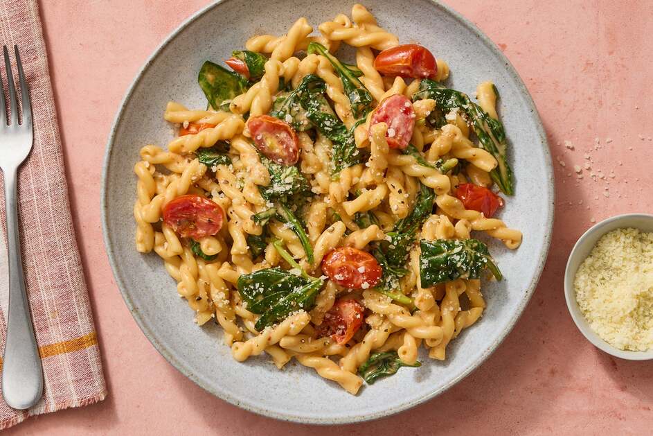 Cheesy Chipotle Pasta