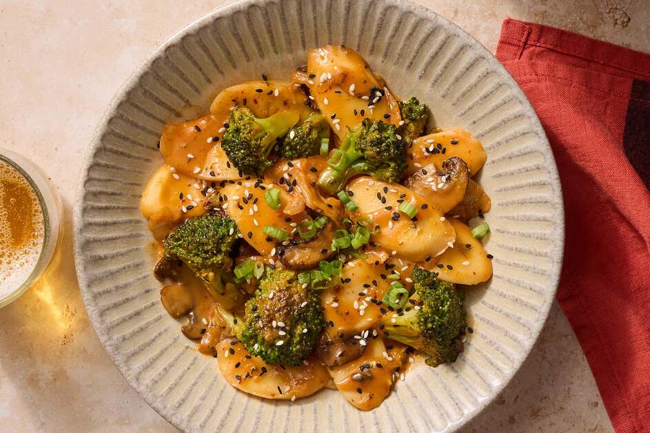 Spicy Korean-Style Rice Cakes