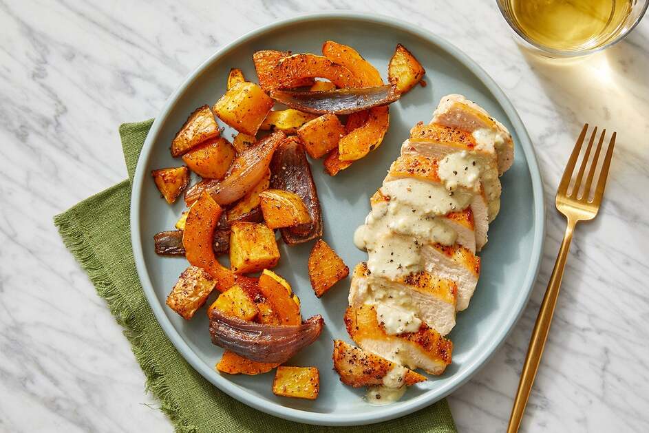 Seared Chicken & Creamy Tomatillo Sauce
