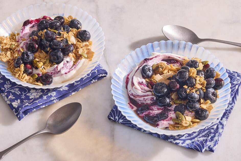 Blueberry Yogurt Bowls
